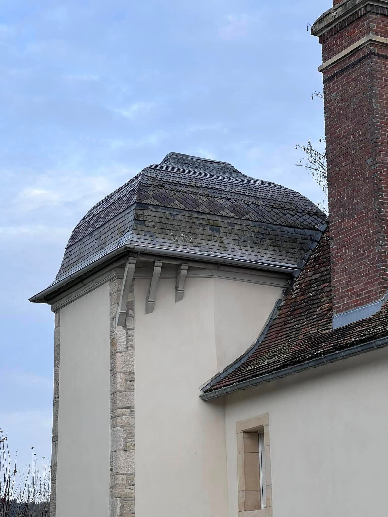 Dôme à l’impériale en zinc joint debout à Fleurey-sur-Ouche, par MS Couverture Zinguerie, vue 9 sur 10