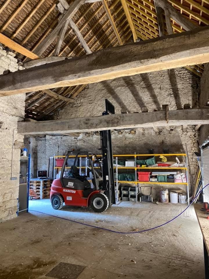 Nouveau plancher bois pour gagner de la hauteur, par MS Couverture Zinguerie, vue 2 sur 8