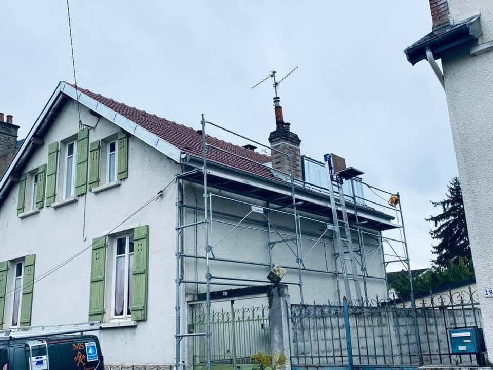 Réfection de toiture et agrandissement de lucarnes à Dijon, par MS Couverture Zinguerie, vue 8 sur 9