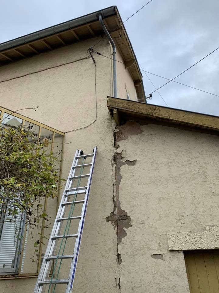 Rénovation d’un garage en tuile losangée à Dijon, par MS Couverture Zinguerie, vue 3 sur 9