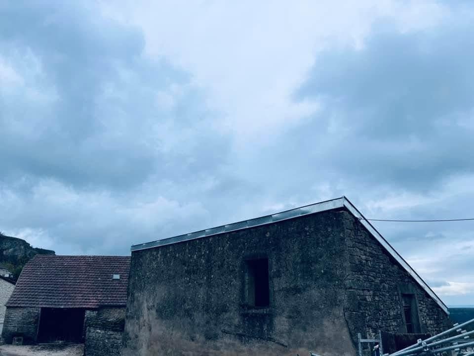 Rénovation d’une dépendance de ferme à Orches, par MS Couverture Zinguerie, vue 6 sur 8