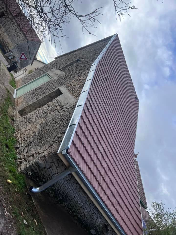 Rénovation de toiture à Pasques, par MS Couverture Zinguerie, vue 2 sur 6