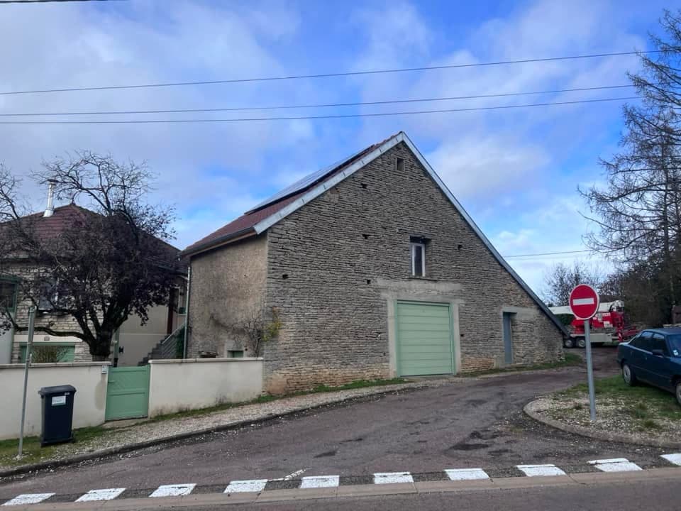 Rénovation de toiture à Pasques, par MS Couverture Zinguerie, vue 3 sur 6