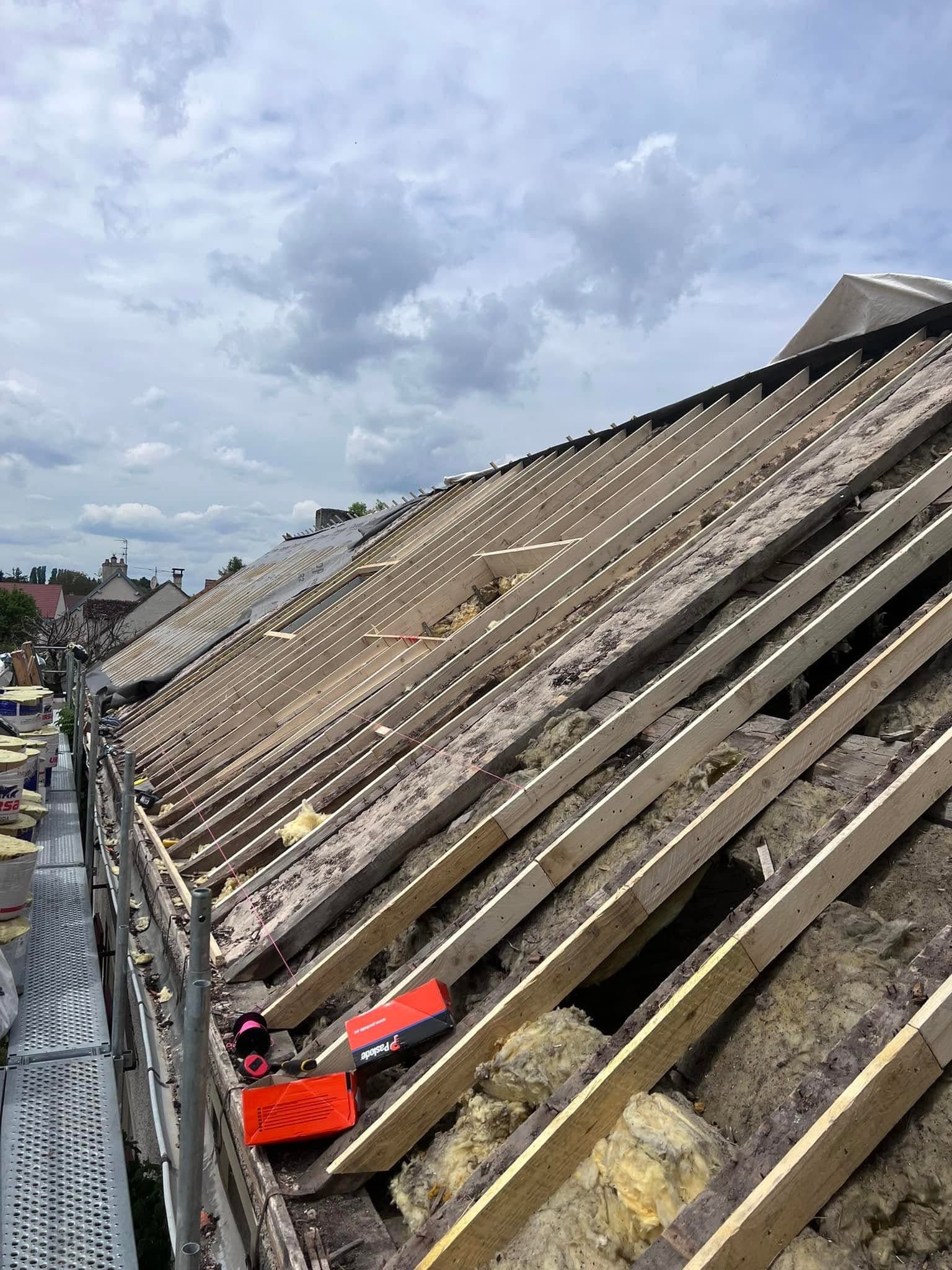 Rénovation de toiture à Saint-Julien, par MS Couverture Zinguerie, vue 4 sur 10