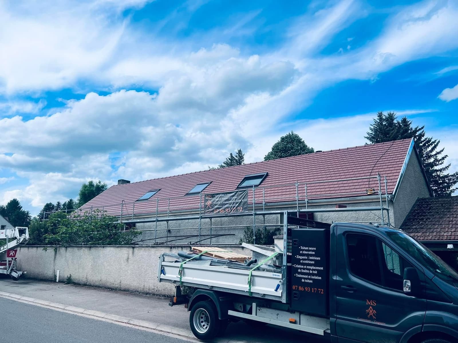 Rénovation de toiture à Saint-Julien, par MS Couverture Zinguerie, vue 9 sur 10