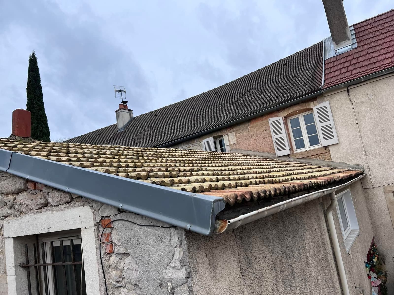 Rénovation de toiture d’un garage à Marsannay-la-Côte, par MS Couverture Zinguerie, vue 4 sur 4