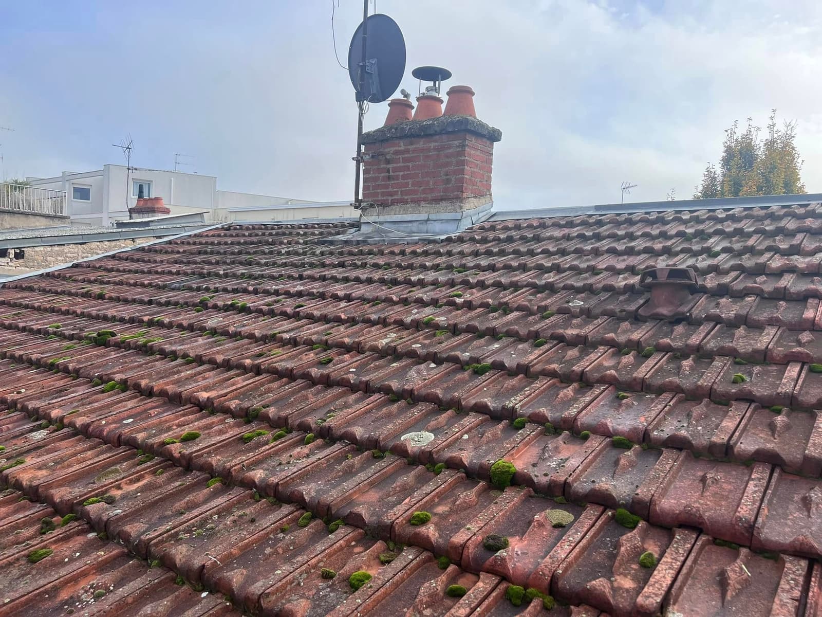 Rénovation de toiture en ardoise à Dijon, par MS Couverture Zinguerie, vue 4 sur 7