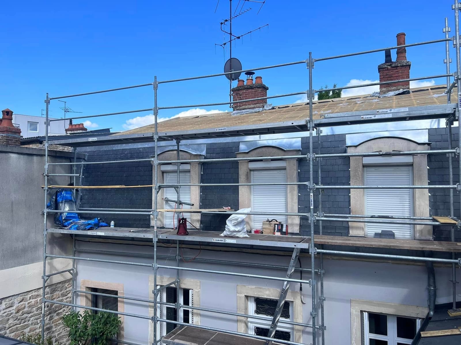 Rénovation de toiture en ardoise à Dijon, par MS Couverture Zinguerie, vue 6 sur 7
