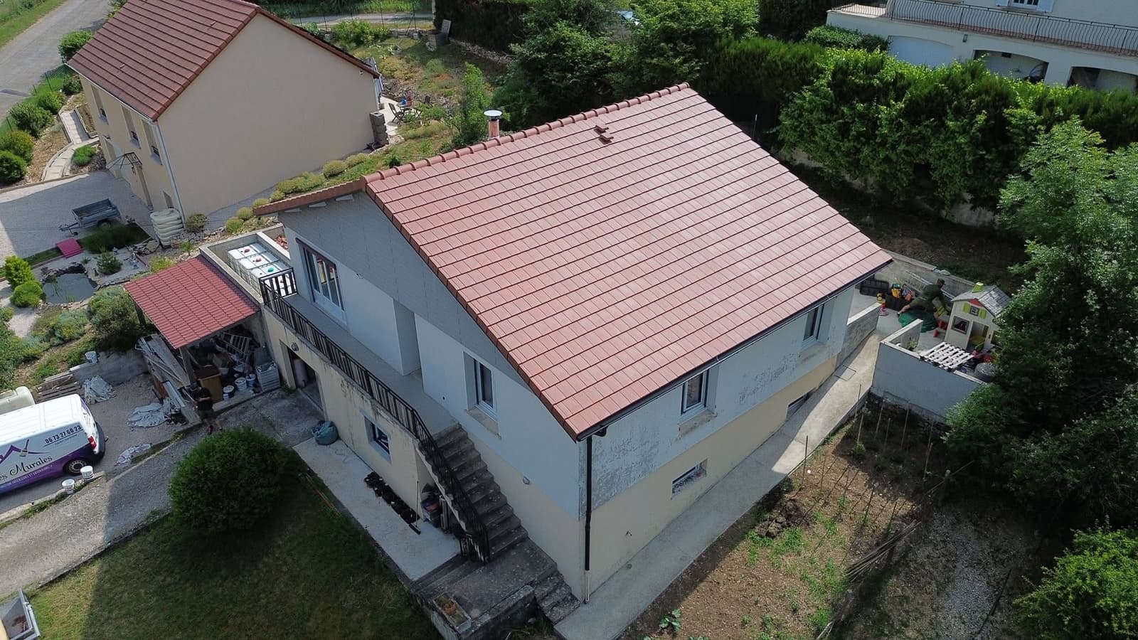 Rénovation de toiture en tuile Actua à Fleurey-sur-Ouche, par MS Couverture Zinguerie, vue 4 sur 6
