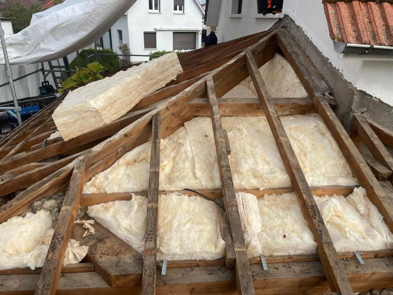 Rénovation de toiture en tuile Actua à Fontaine-lès-Dijon, par MS Couverture Zinguerie, vue 3 sur 5