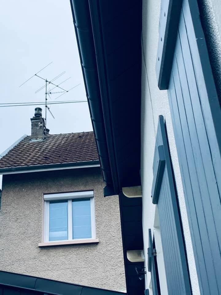 Rénovation de toiture en tuile Actua ardoisée à Dijon, par MS Couverture Zinguerie, vue 7 sur 12