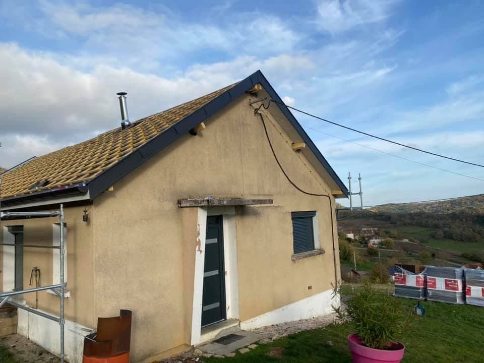 Rénovation de toiture en tuile Actua Titane à Évelle, par MS Couverture Zinguerie, vue 6 sur 9