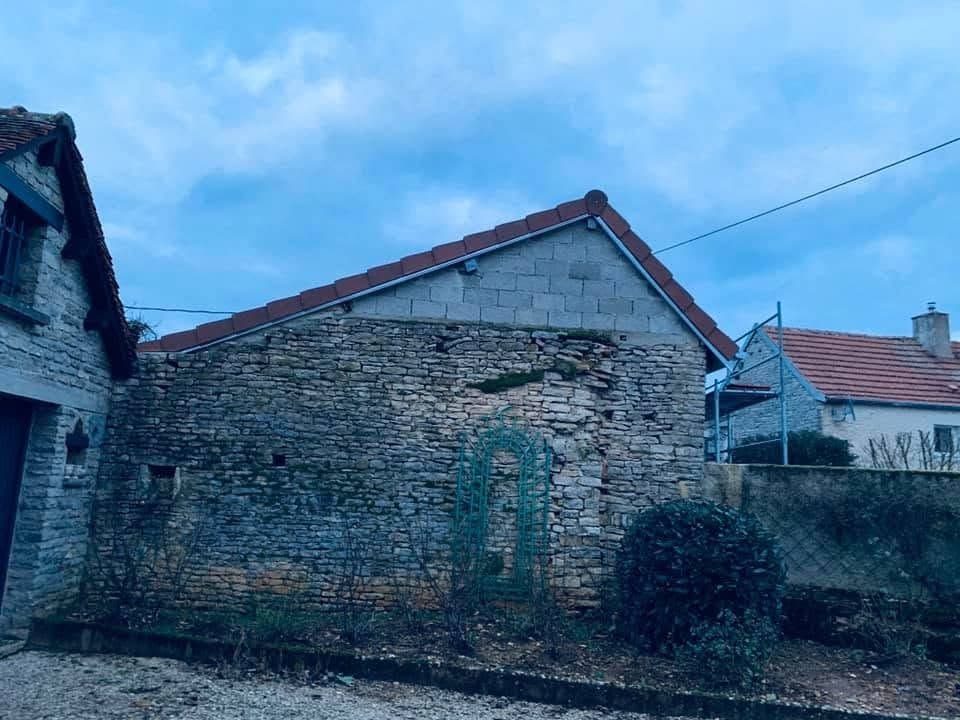 Rénovation de toiture en tuile Côte de Beaune à Épagny, par MS Couverture Zinguerie, vue 7 sur 11