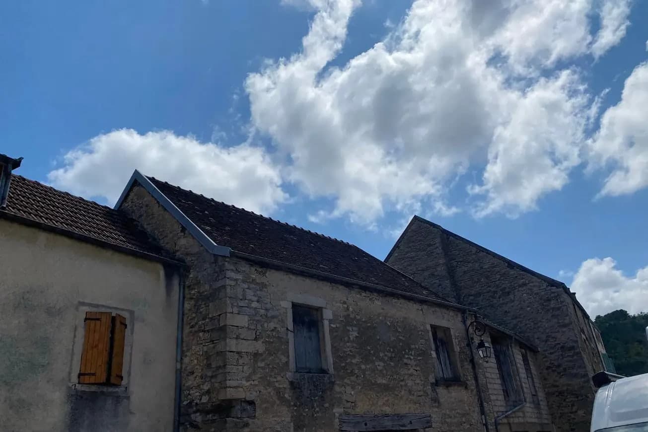 Rénovation de toiture en tuile Côte de Nuits à Plombières-lès-Dijon, par MS Couverture Zinguerie, vue 5 sur 5
