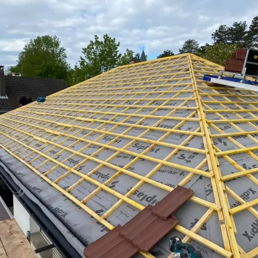 Rénovation de toiture et casquette zinc à Fontaine-lès-Dijon, par MS Couverture Zinguerie, vue 12 sur 13