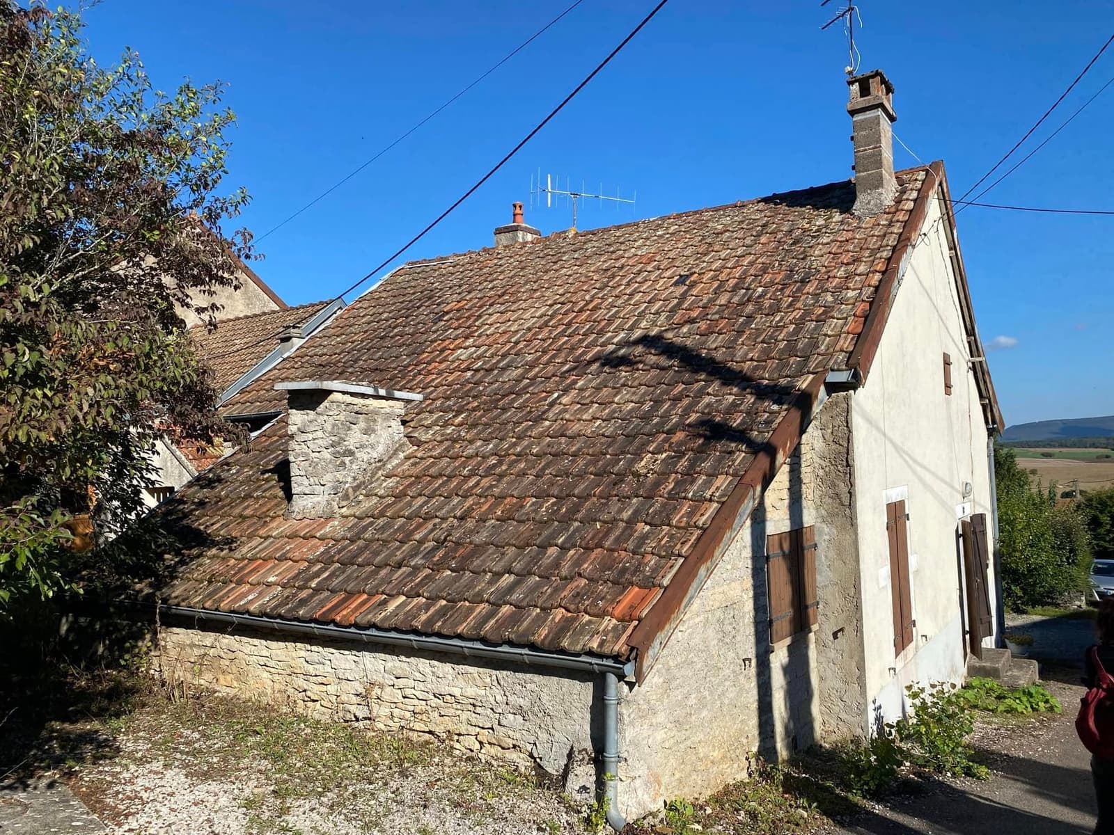 Rénovation de toiture et charpente à Mâlain, par MS Couverture Zinguerie, vue 2 sur 8
