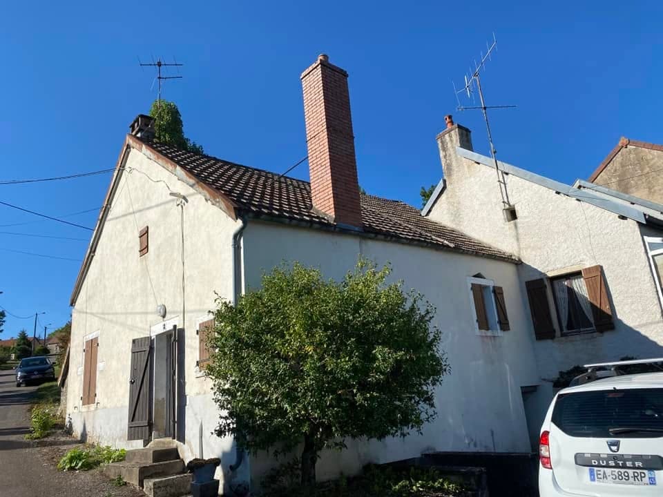 Rénovation de toiture et charpente à Mâlain, par MS Couverture Zinguerie, vue 3 sur 8