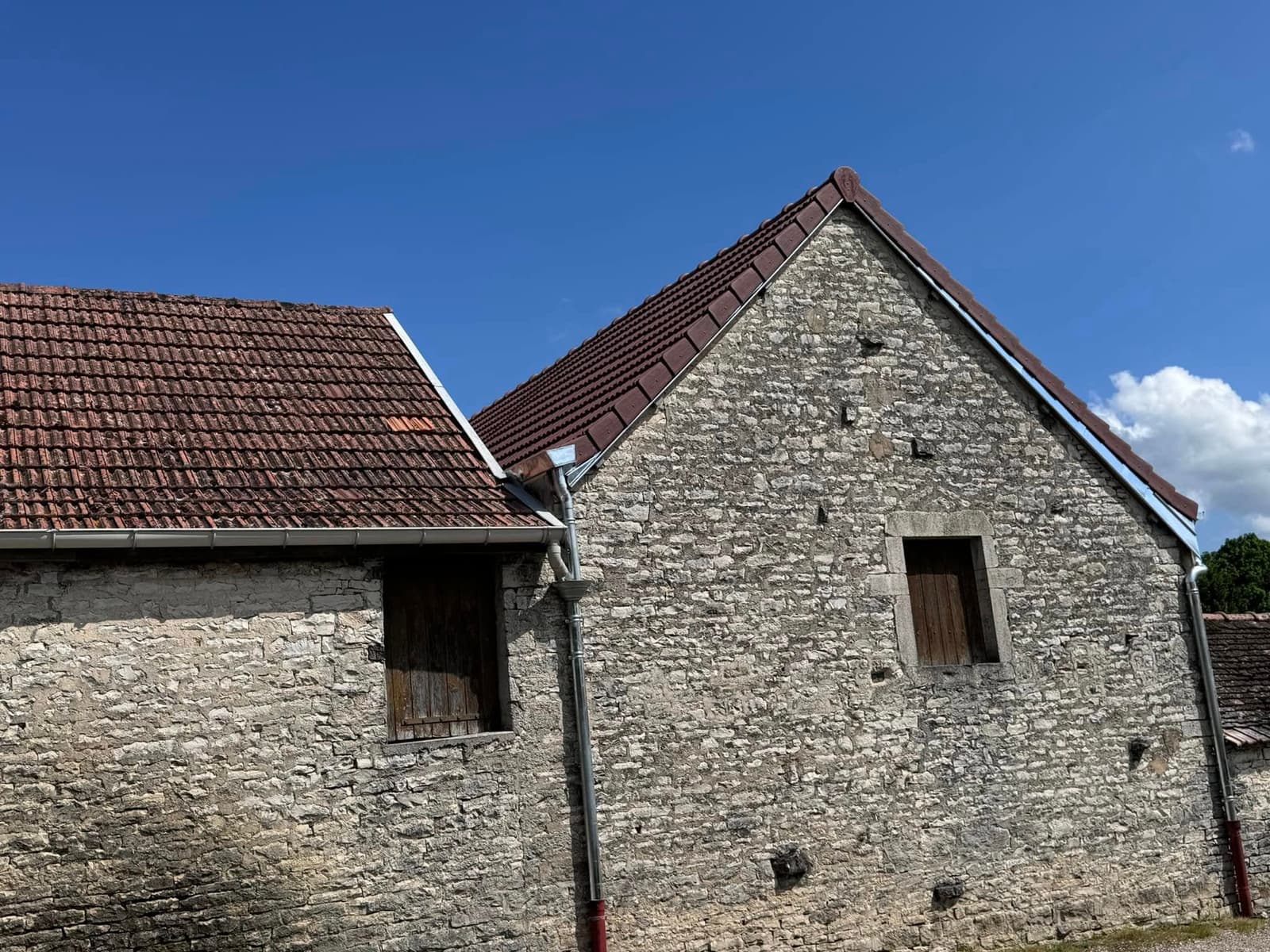Rénovation de toiture et chevronnage à Saint-Julien, par MS Couverture Zinguerie, vue 3 sur 7