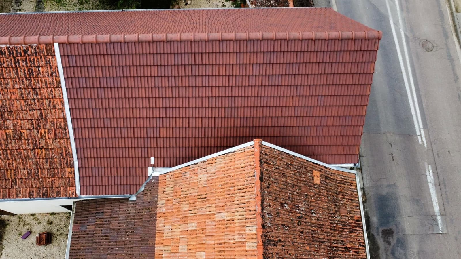 Rénovation de toiture et chevronnage à Saint-Julien, par MS Couverture Zinguerie, vue 4 sur 7