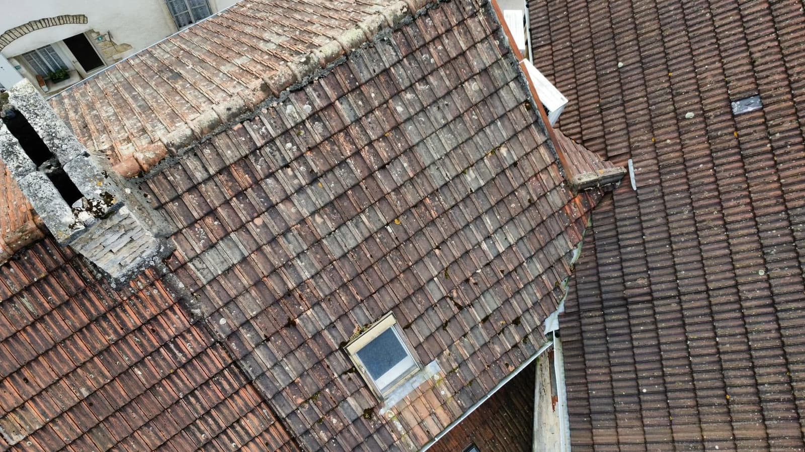 Rénovation de toiture et dépose de cheminée à Fleurey-sur-Ouche, par MS Couverture Zinguerie, vue 3 sur 5