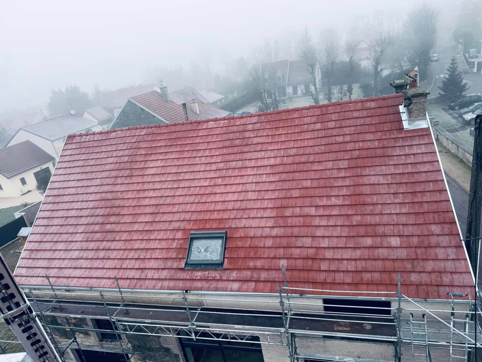 Rénovation de toiture et fenêtre de toit à Marsannay-la-Côte, par MS Couverture Zinguerie, vue 4 sur 6