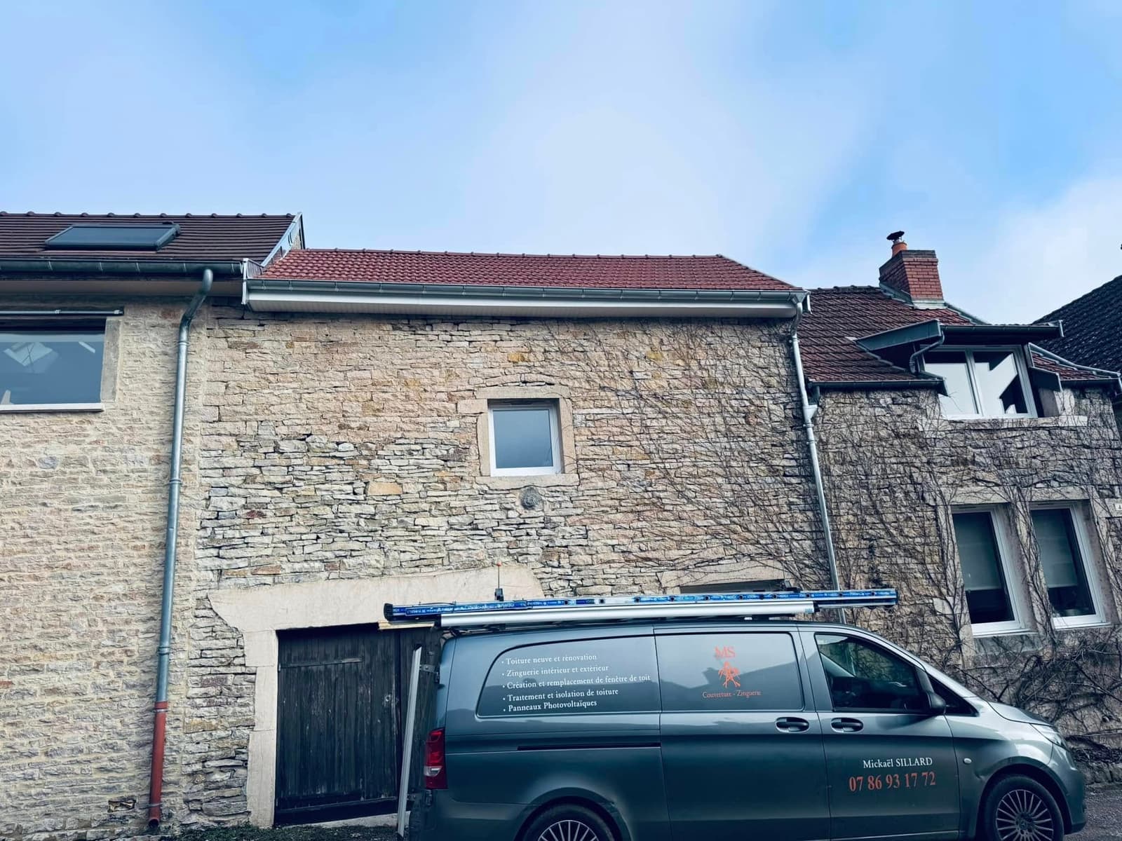 Rénovation et isolation de toiture à Chambœuf, par MS Couverture Zinguerie, vue 4 sur 7