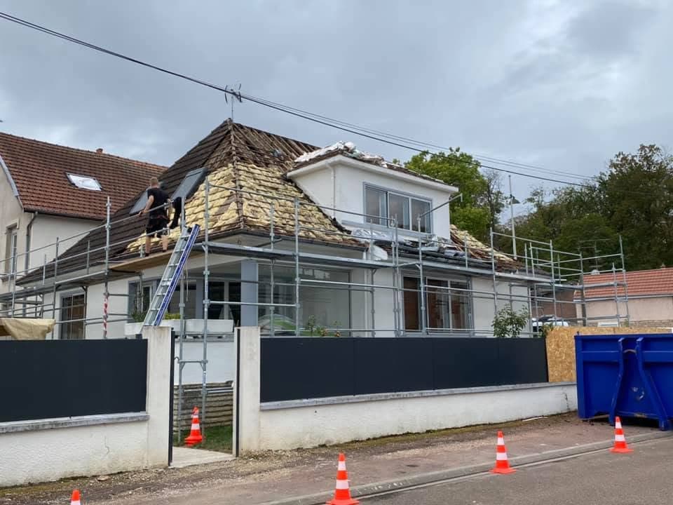 Rénovation et isolation par l’extérieur à Dijon, par MS Couverture Zinguerie, vue 12 sur 16