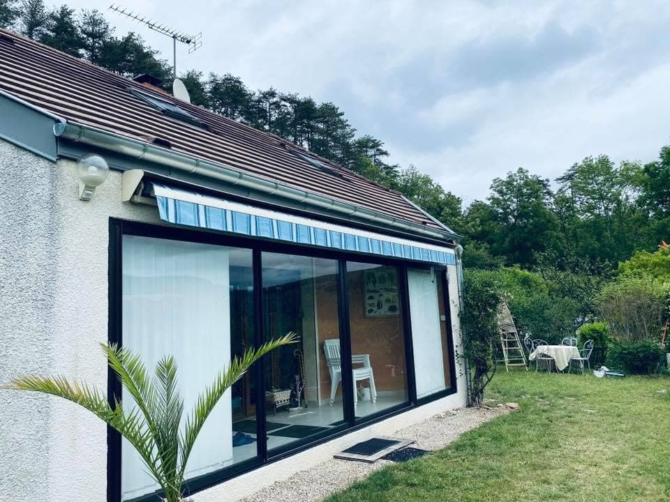 Rives, bandeaux et gouttières en zinc à Fleurey-sur-Ouche, par MS Couverture Zinguerie, vue 3 sur 5
