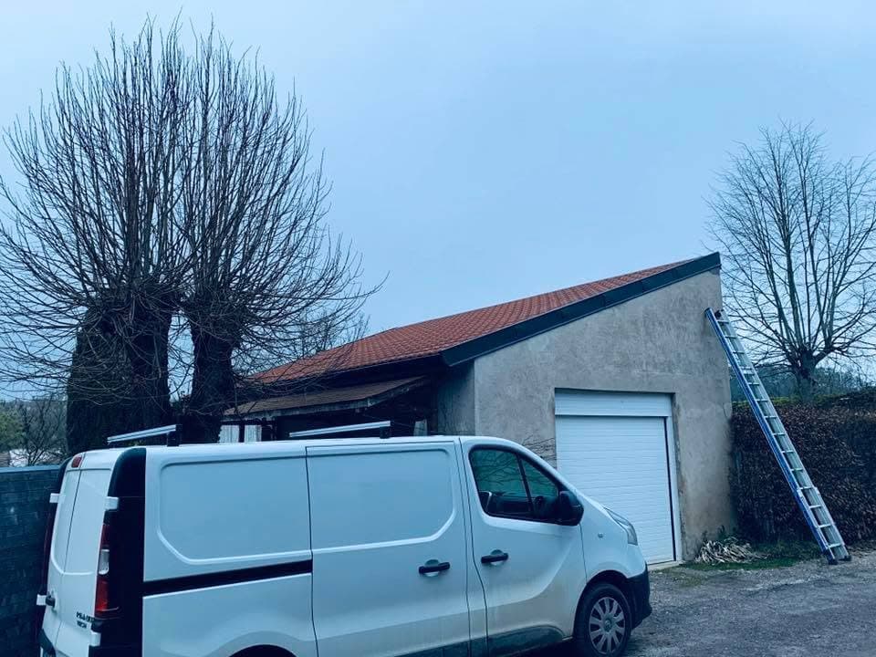 Tuile Montchanin losangée à Fleurey-sur-Ouche, par MS Couverture Zinguerie, vue 5 sur 6