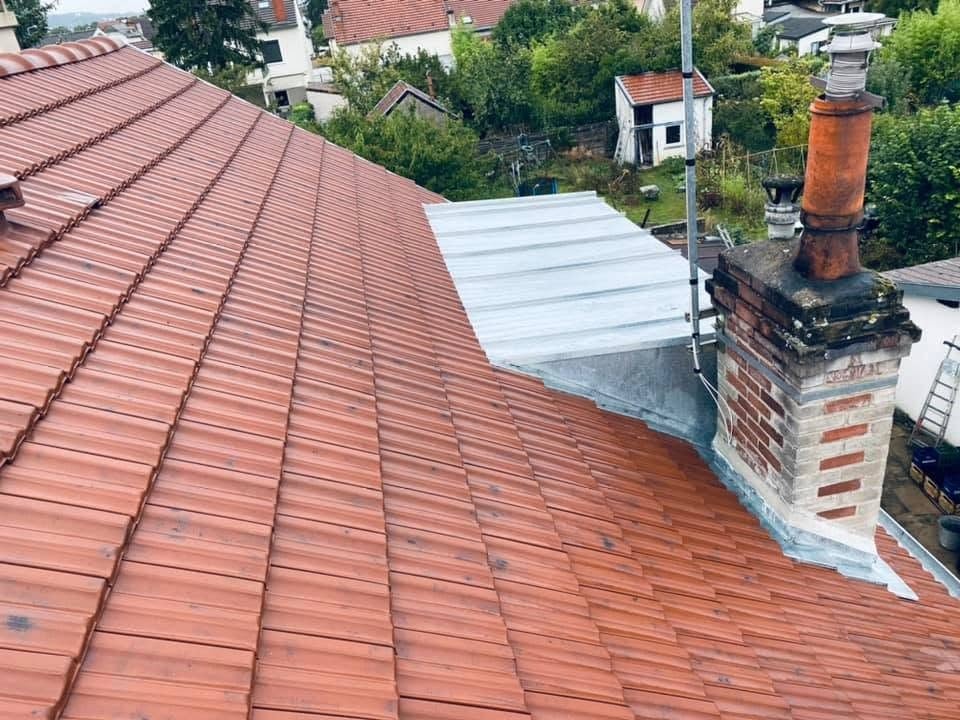 Réfection de toiture et agrandissement de lucarnes à Dijon, par MS Couverture Zinguerie, vue 1 sur 9
