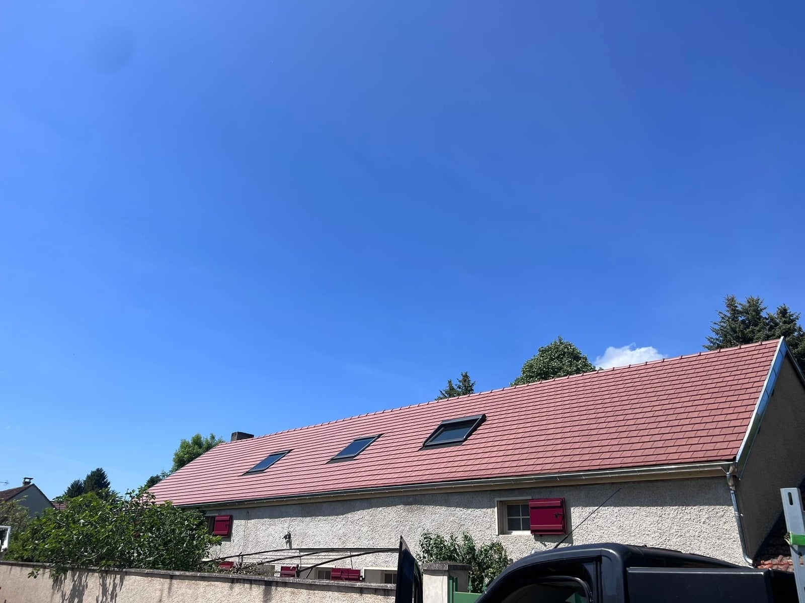Rénovation de toiture à Saint-Julien, par MS Couverture Zinguerie, vue 1 sur 10