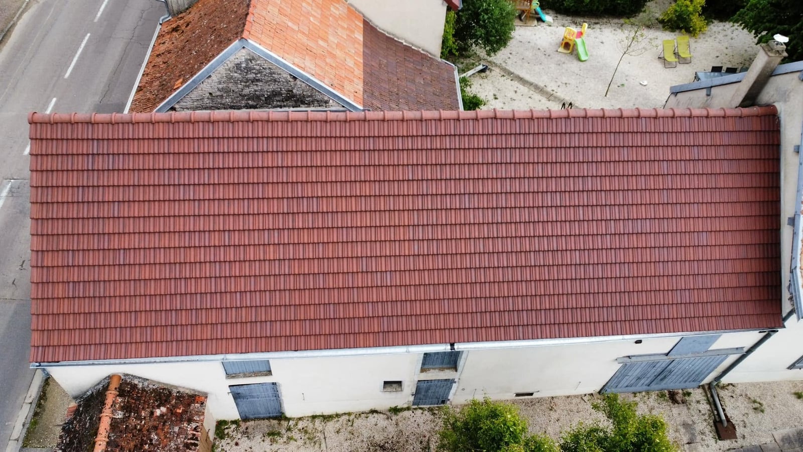 Rénovation de toiture et chevronnage à Saint-Julien, par MS Couverture Zinguerie, vue 1 sur 7