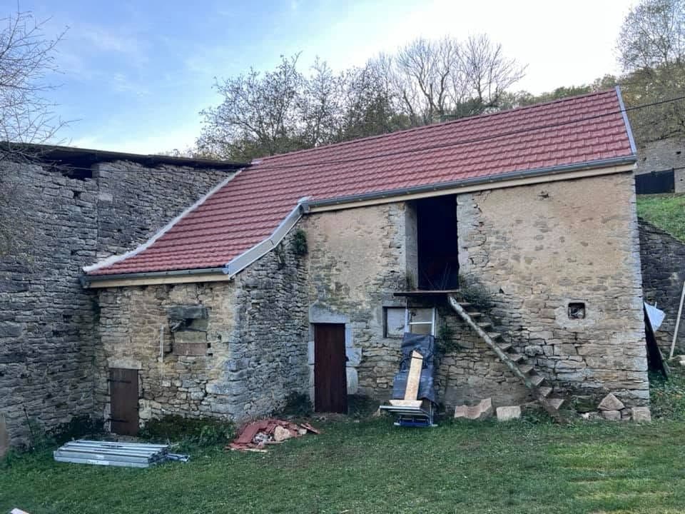 Réfection d’une dépendance à Orches