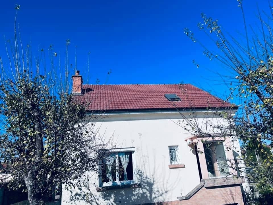 Rénovation de toiture en tuile Standard 9 à Dijon