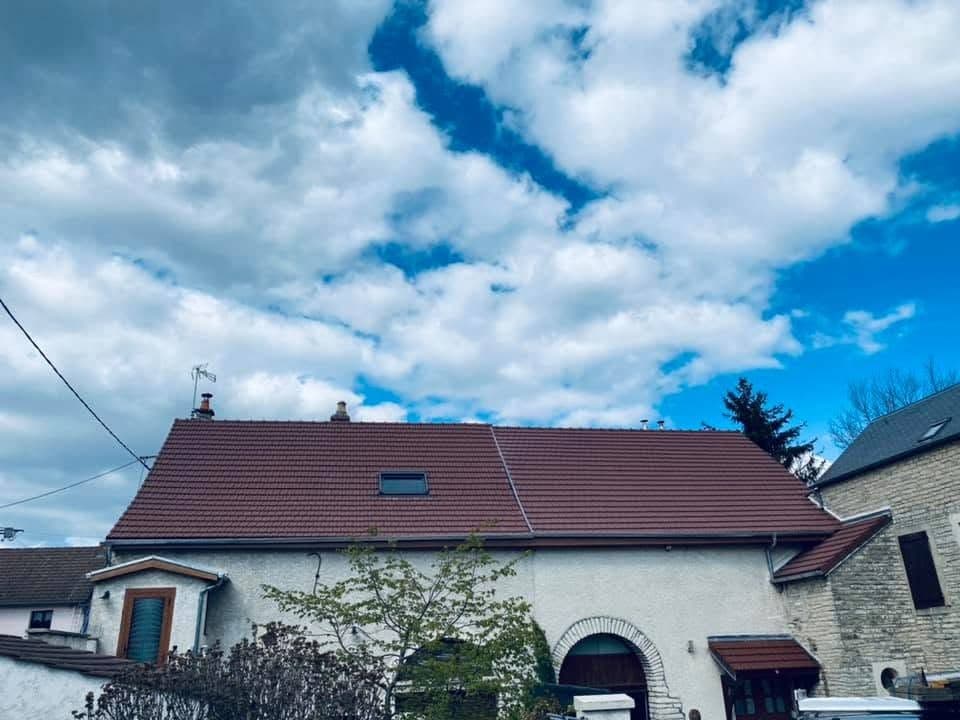 Rénovation de toiture et charpente à Corcelles-les-Monts