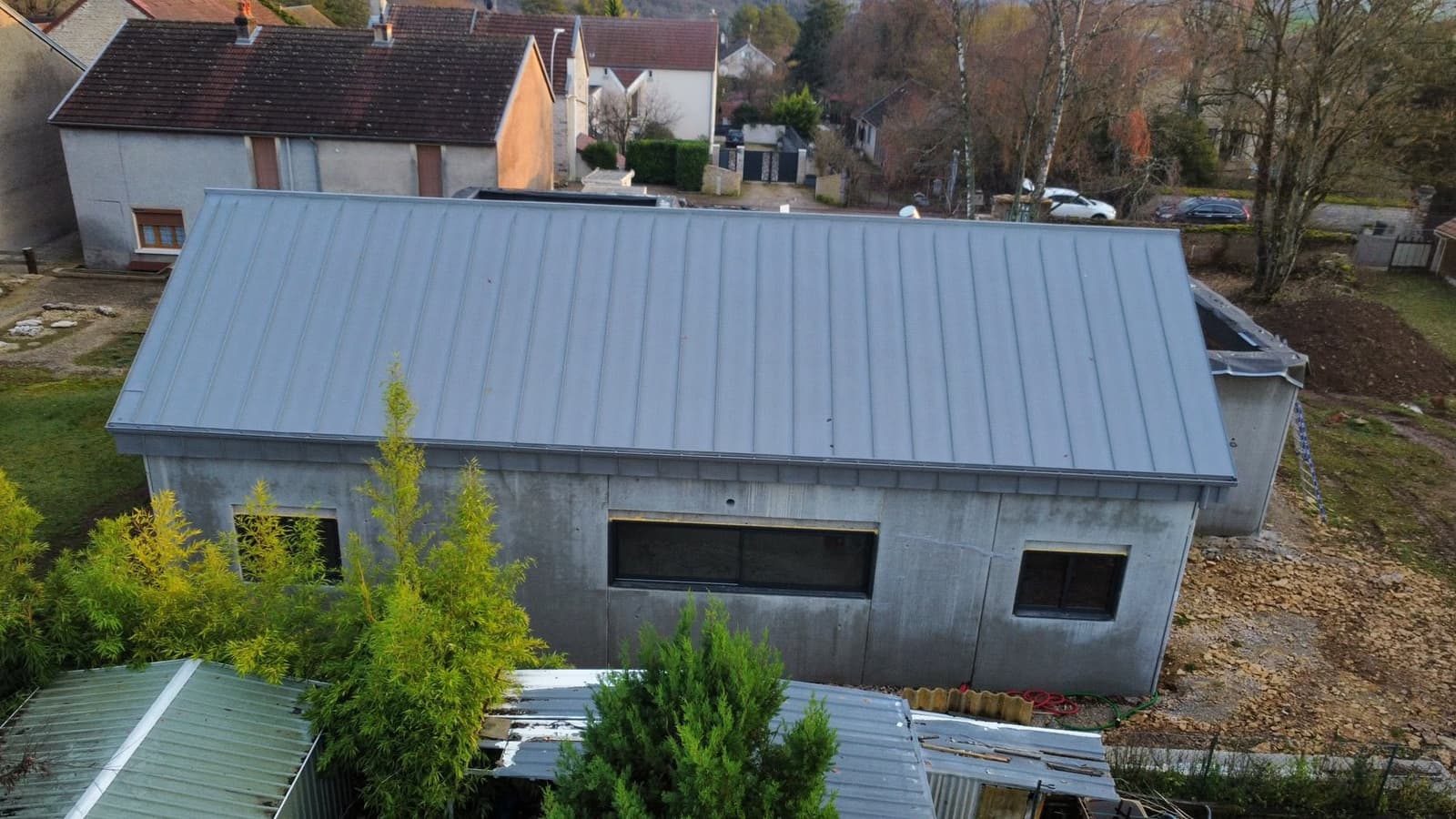 Toiture zinc joint debout quartz à Lantenay